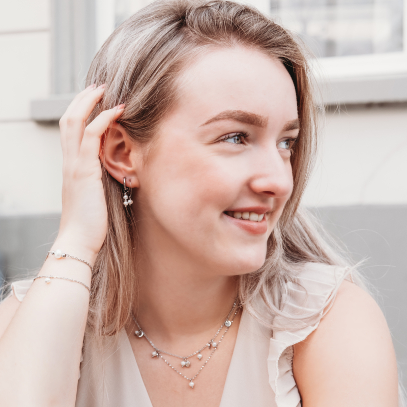 Zilveren armbandjes met parels