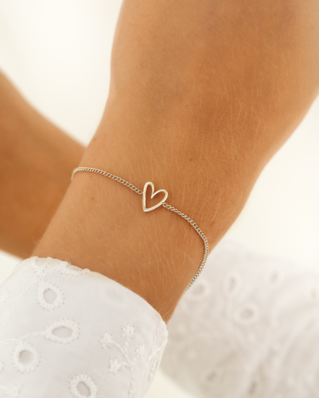 Armband met hartje