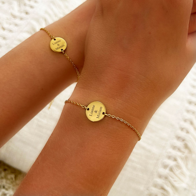 Gouden moeder dochter armband graveerbaar 