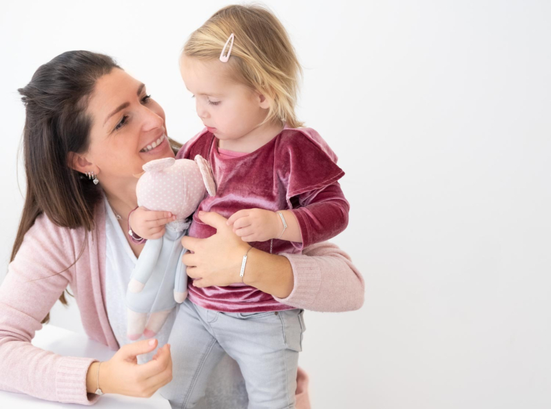 Leuke sieraden voor de kinderen voor om de pols