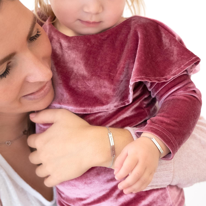 Leuke moeder en dochter armbanden in het zilver om te delen