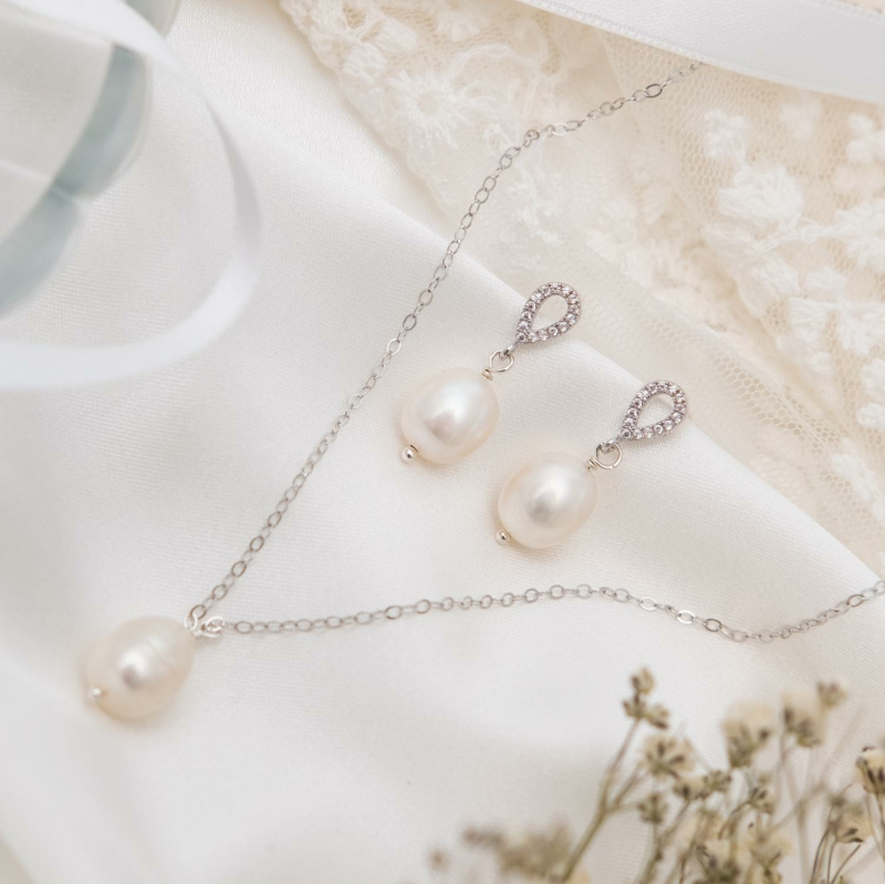 Mooie set van sieraden Leanne