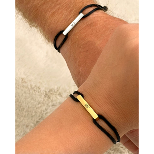 Couple bracelets satin initial goudkleurig