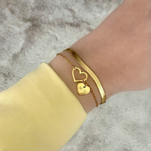 Hartjes armband met naam goud kleurig