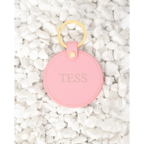 Leren sleutelhanger gepersonaliseerd roze