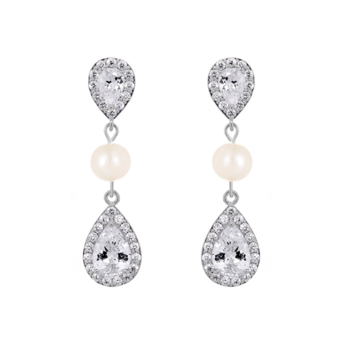 Daily Luxury Pearl Earrings I