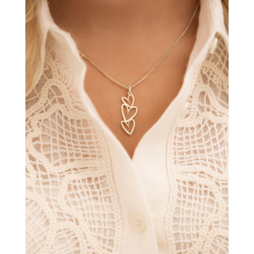 Ketting triple heart