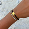 Pols met Satin heart initial armband zwart goldplated om