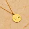 Gouden ketting met gravering en shiny steentje