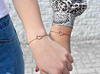 Moeder en dochter armbandjes rose