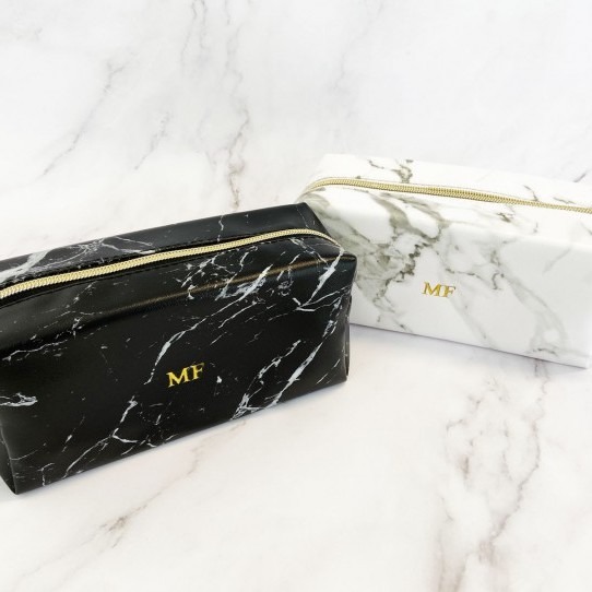 Musthave we love: marble toilettasjes!